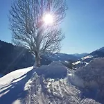 Schöntal Pensionat 3*