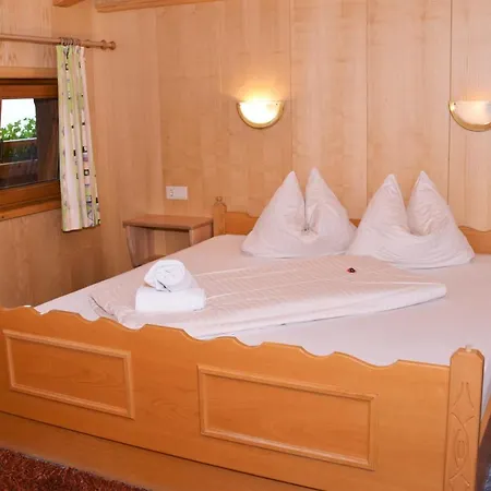 Konukevi Schoental 3*